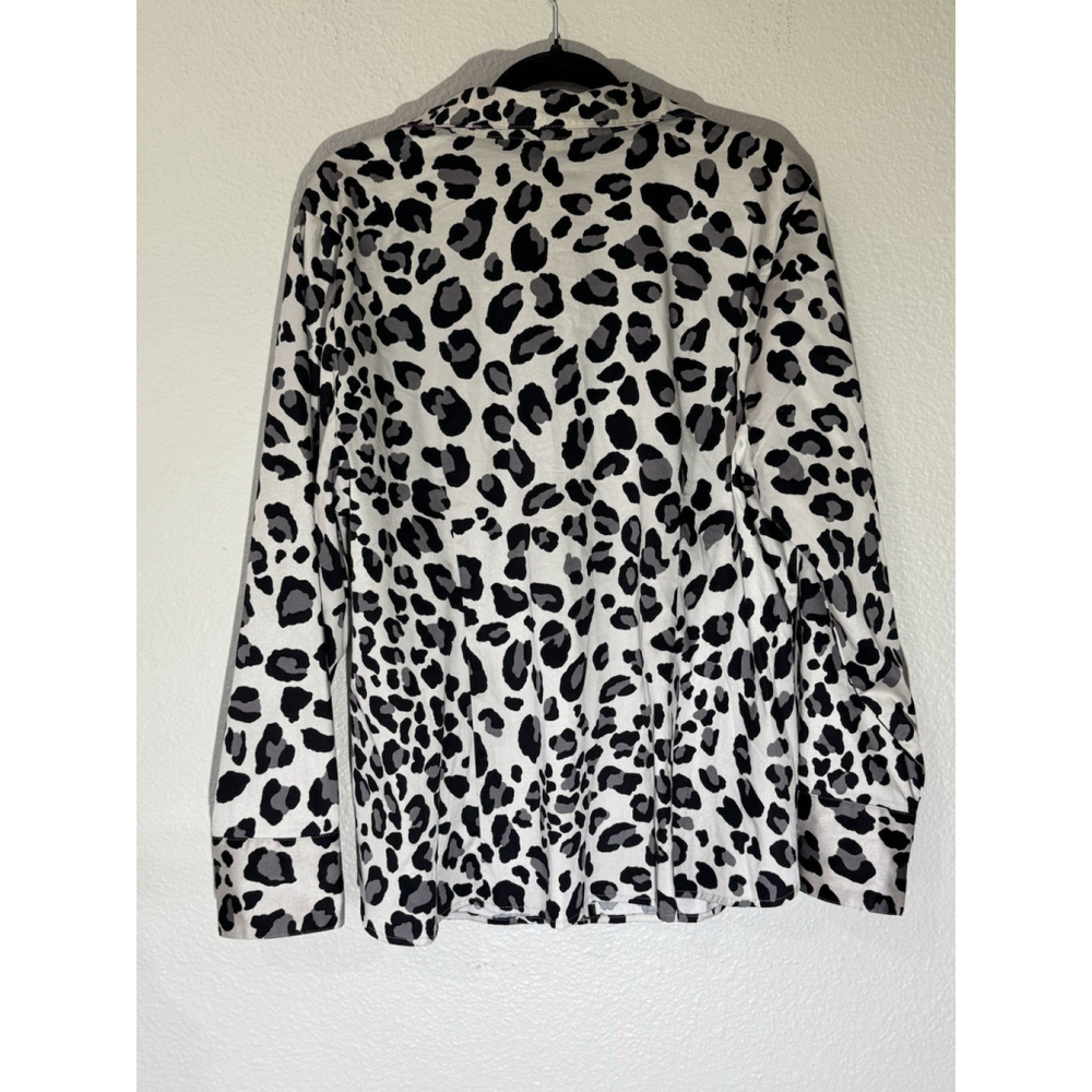 LANE BRYANT Leopard Print Blouse 22 Embellished Collar Button Front Purple Cuffs - Picture 6 of 11